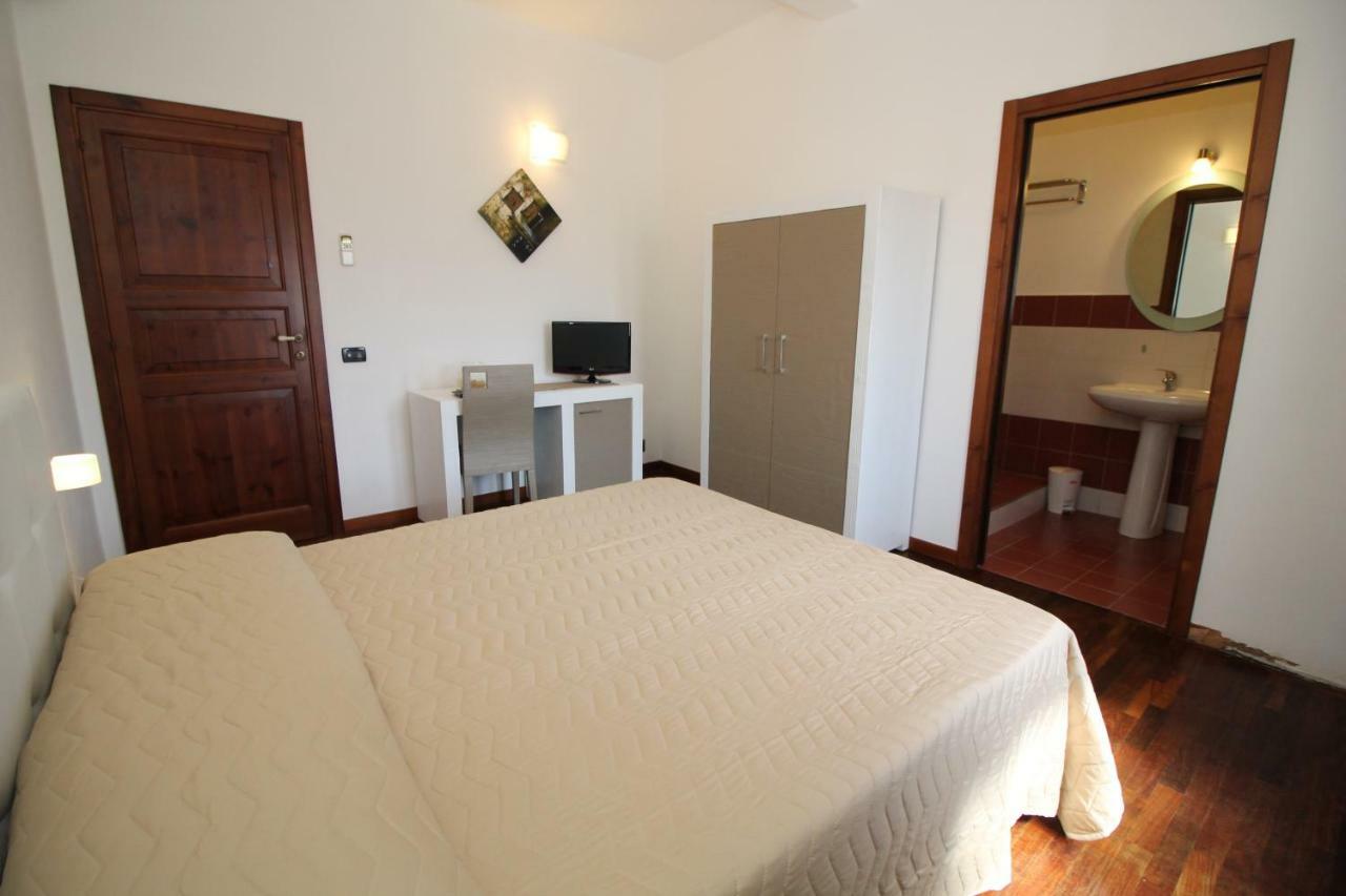 Al Centro Affittacamere San Vito Lo Capo Exterior photo